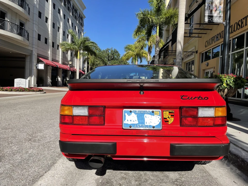 1987 Porsche 944 Turbo - Image 20 of 31