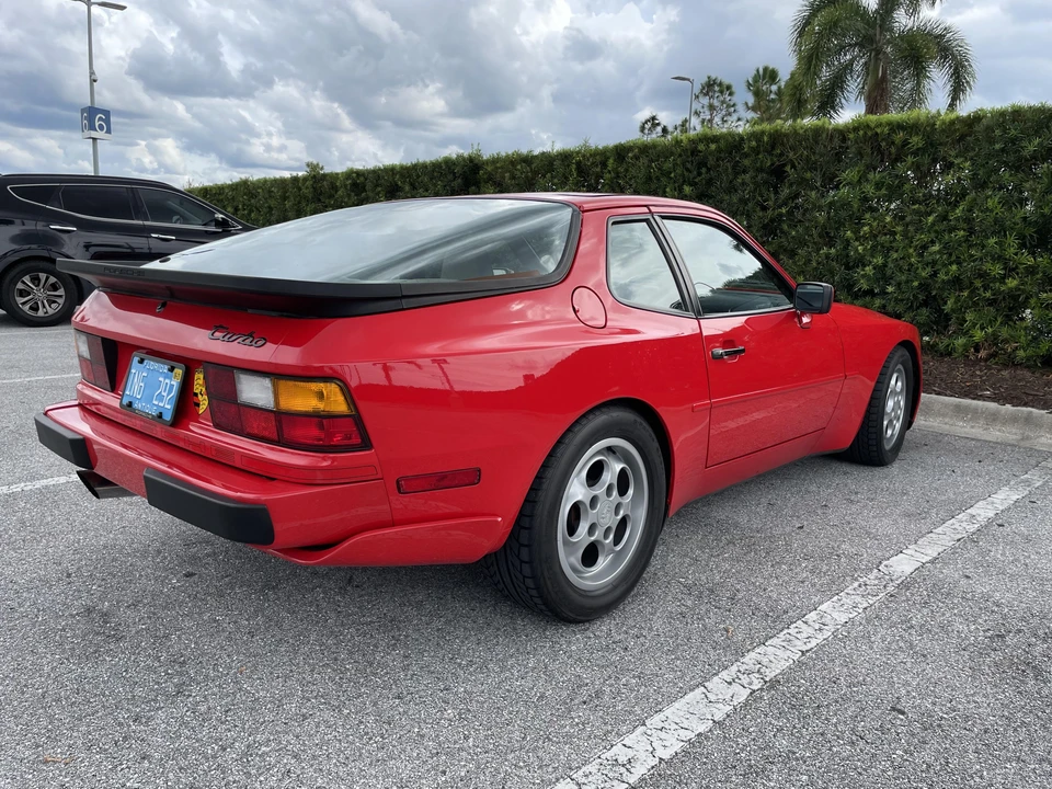 1987 Porsche 944 Turbo - Image 13 of 31