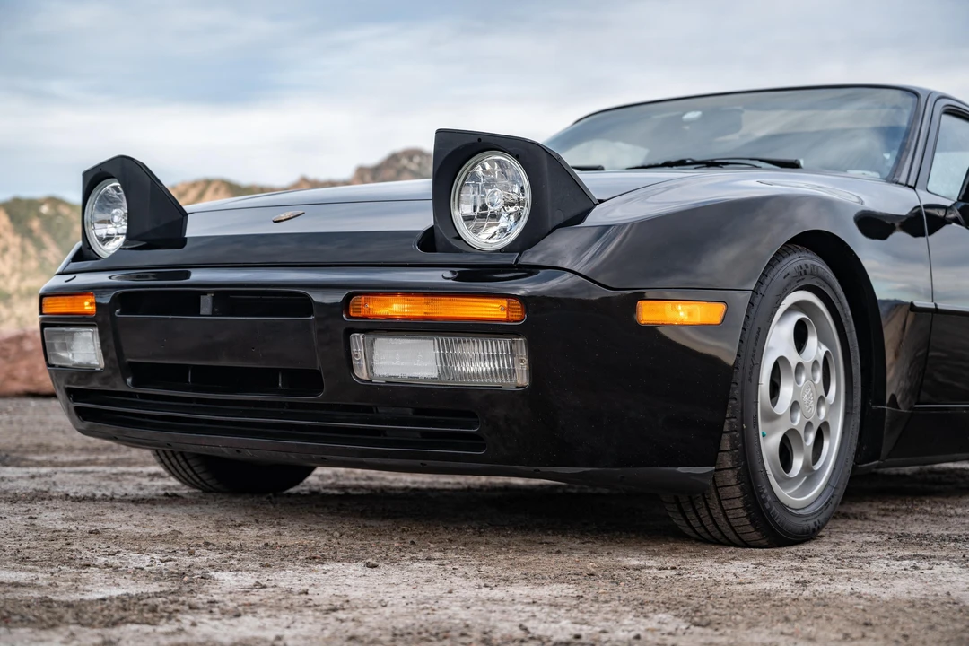 1987 Porsche 944 Turbo - Image 14 of 31
