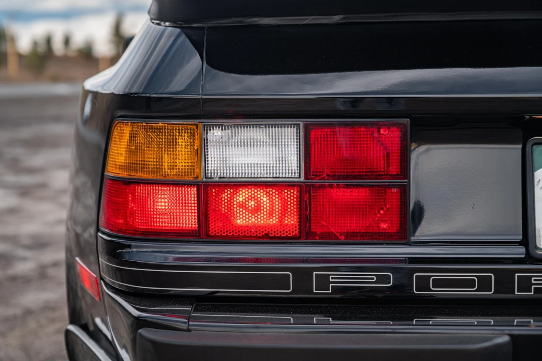 1987 Porsche 944 Turbo - Image 30 of 31
