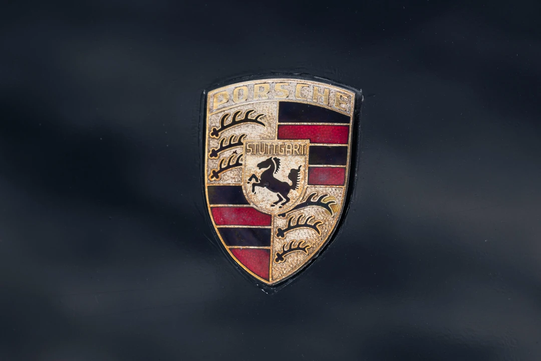 1987 Porsche 944 Turbo - Image 12 of 31