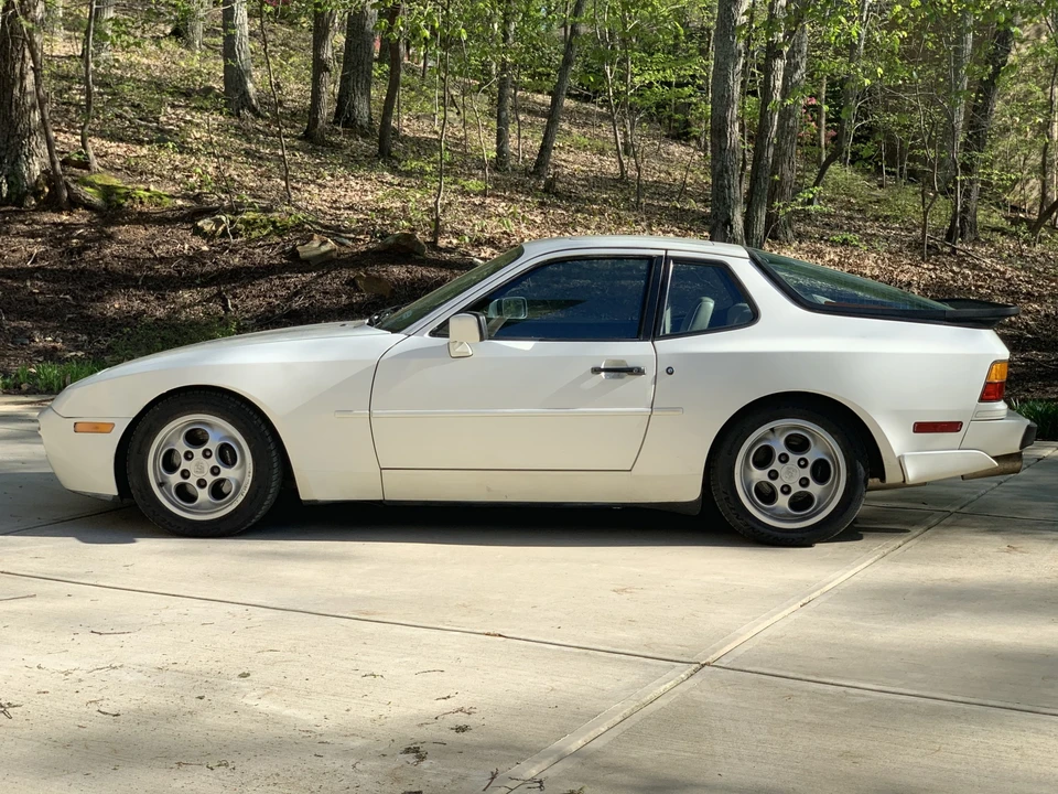 1987 Porsche 944 Turbo - Image 5 of 31