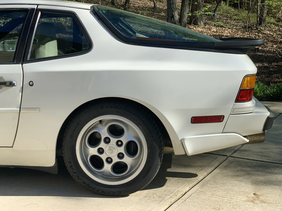 1987 Porsche 944 Turbo - Image 11 of 31