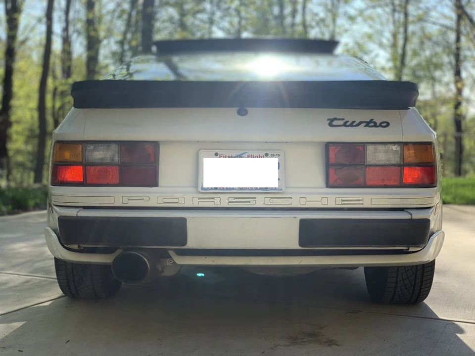 1987 Porsche 944 Turbo - Image 4 of 31