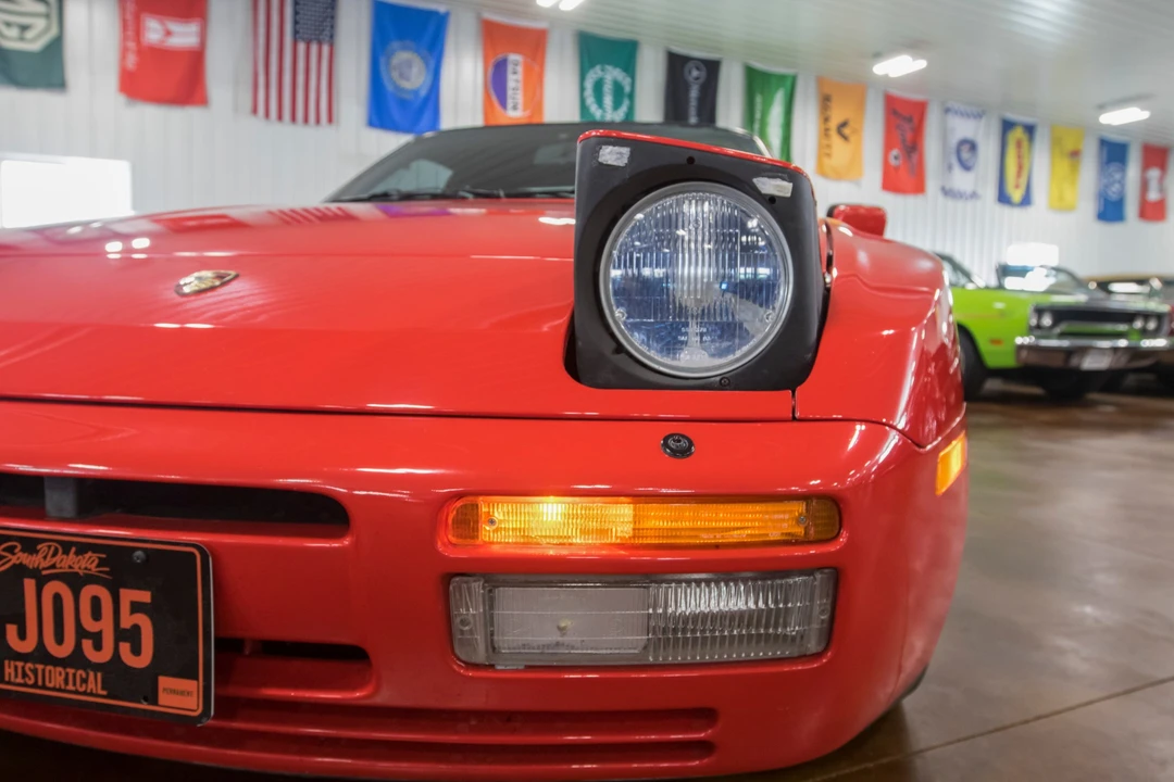 1987 Porsche 944 Turbo - Image 20 of 31