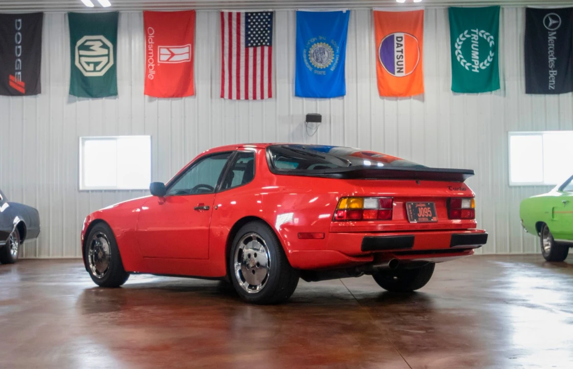 1987 Porsche 944 Turbo - Image 7 of 31