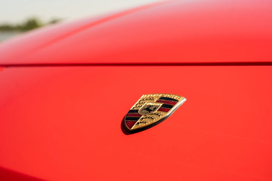 1987 Porsche 944 Turbo - Image 14 of 31