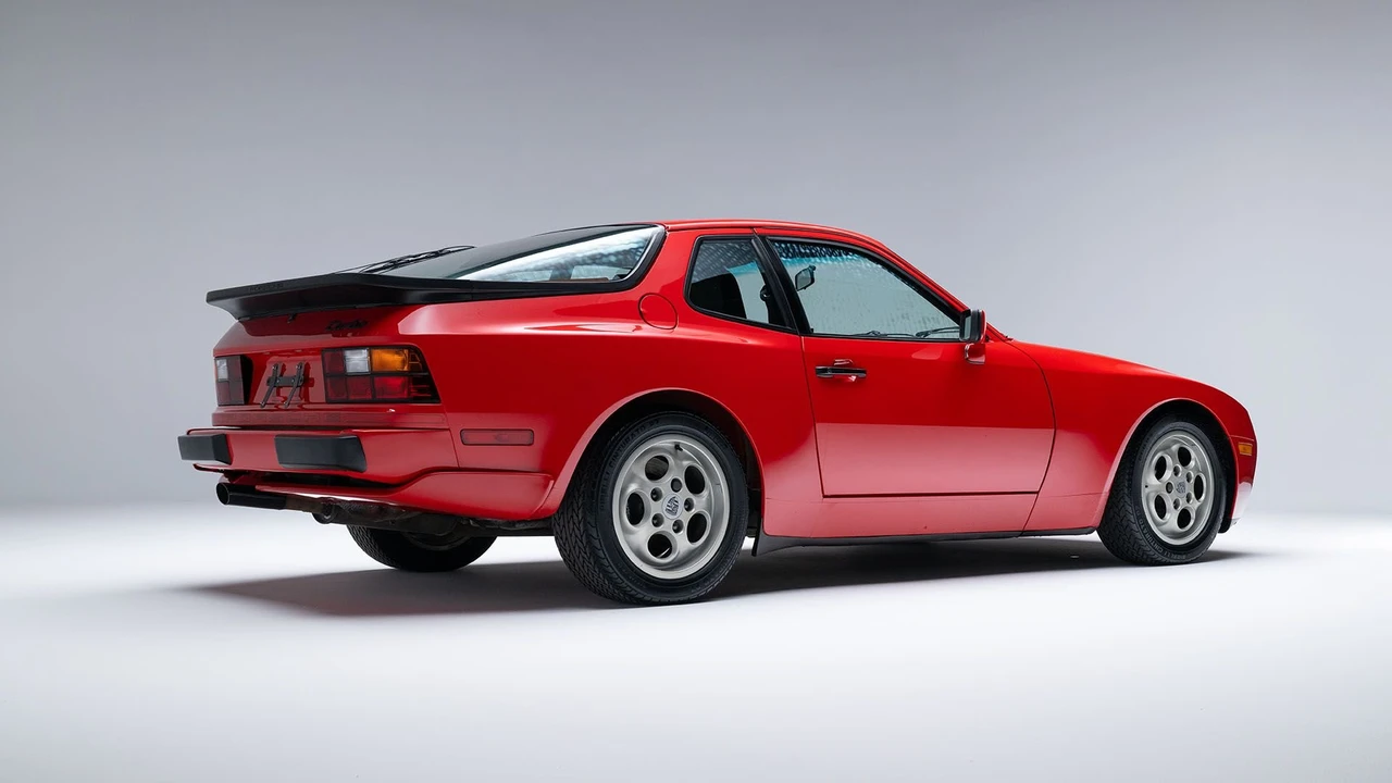 1987 Porsche 944 Turbo - Image 24 of 31