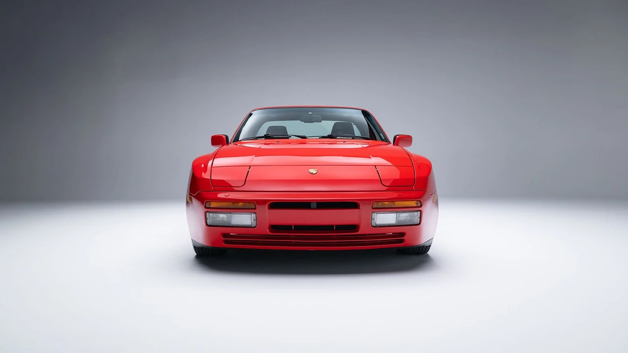 1987 Porsche 944 Turbo - Image 13 of 31