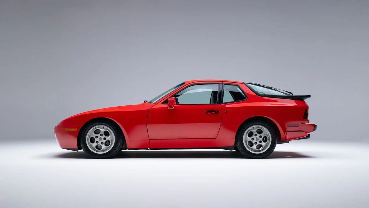 1987 Porsche 944 Turbo - Image 17 of 31