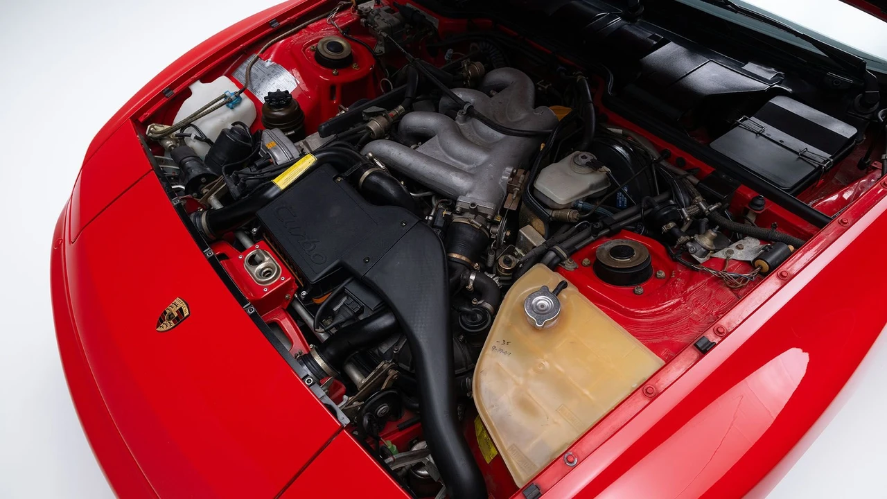 1987 Porsche 944 Turbo - Image 10 of 31