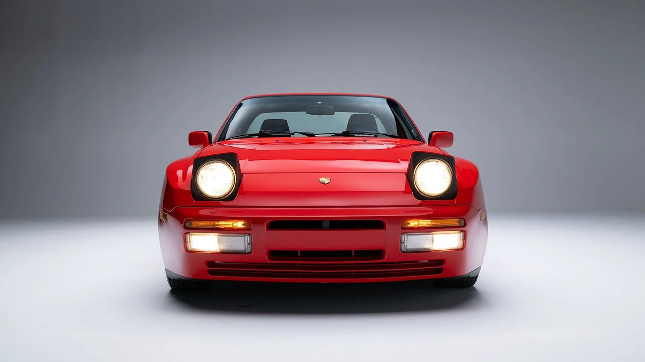 1987 Porsche 944 Turbo - Image 15 of 31