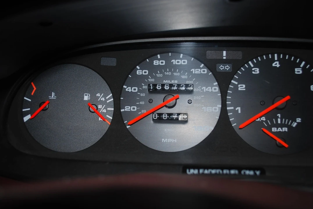 1987 Porsche 944 Turbo - Image 30 of 31