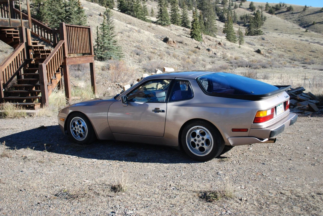 1987 Porsche 944 Turbo - Image 2 of 31
