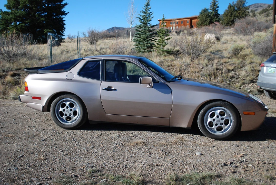 1987 Porsche 944 Turbo - Image 8 of 31