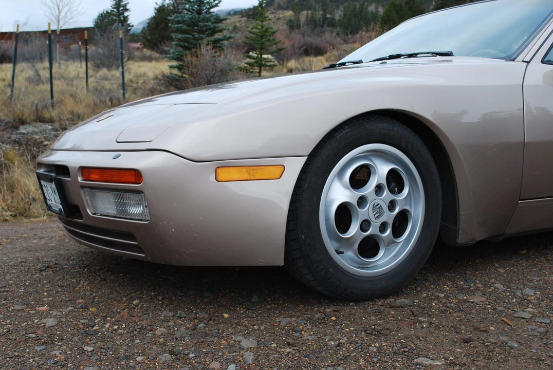 1987 Porsche 944 Turbo - Image 16 of 31