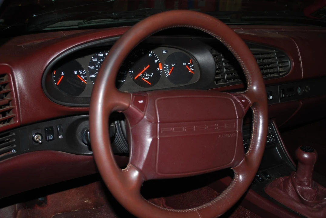 1987 Porsche 944 Turbo - Image 29 of 31