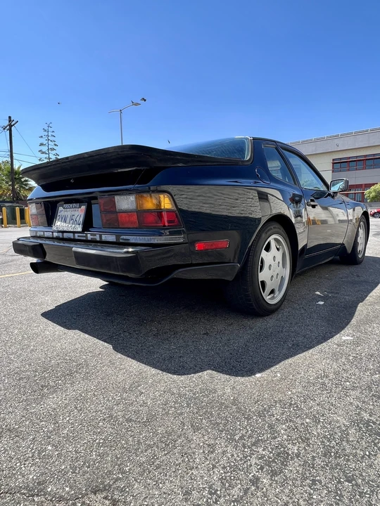 1987 Porsche 944 Turbo - Image 9 of 31