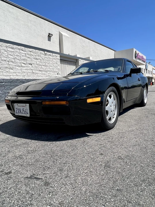 1987 Porsche 944 Turbo - Image 2 of 31