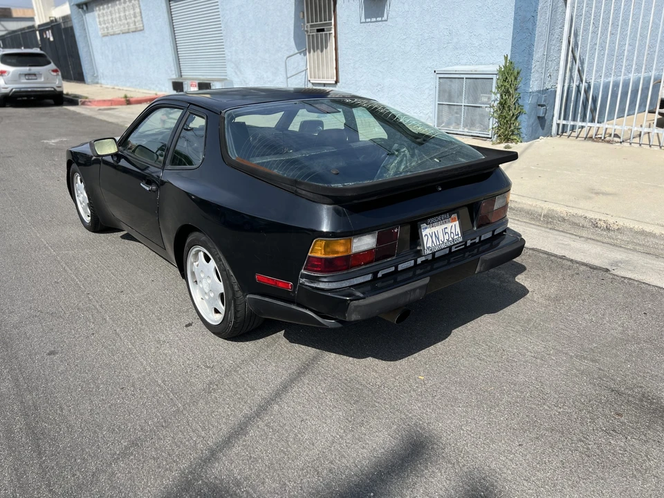 1987 Porsche 944 Turbo - Image 12 of 31