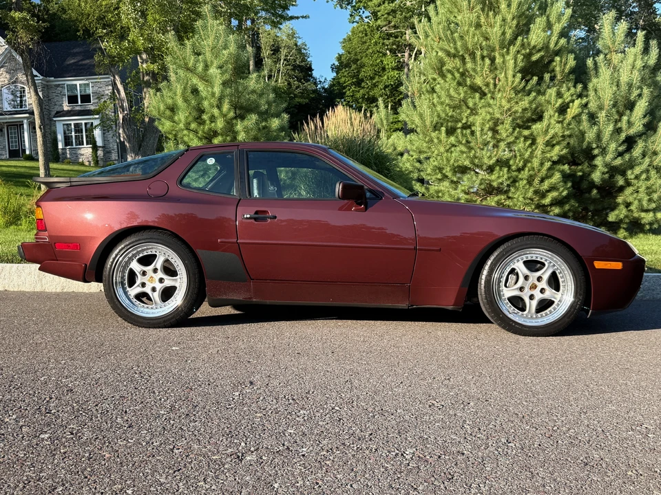 1987 Porsche 944 Turbo - Image 8 of 31