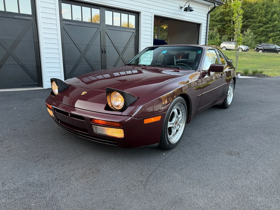 1987 Porsche 944 Turbo - Image 24 of 31