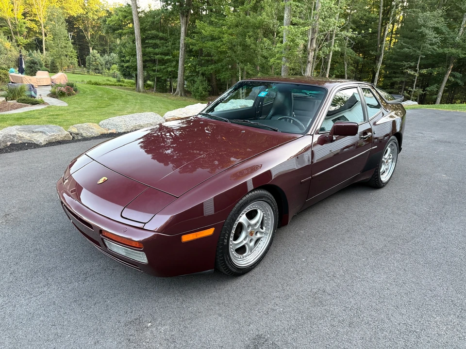 1987 Porsche 944 Turbo - Image 2 of 31