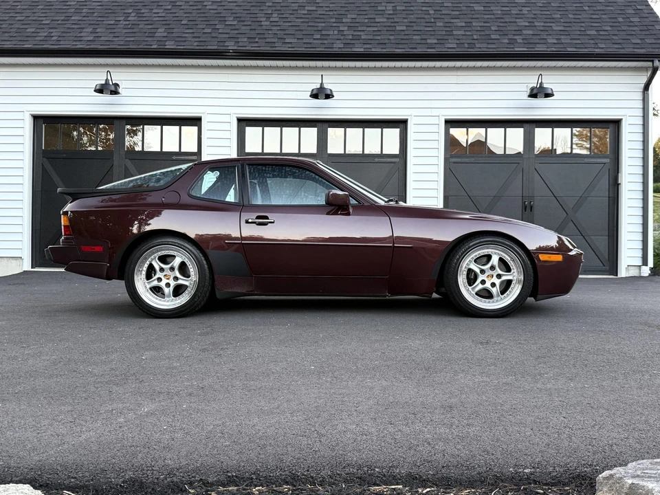1987 Porsche 944 Turbo - Image 16 of 31