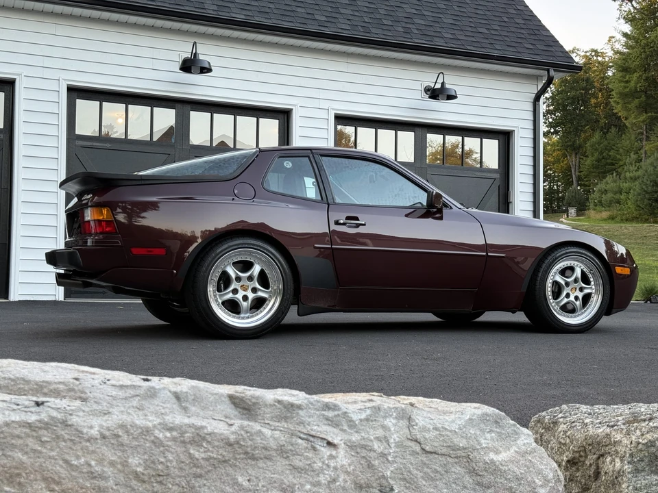 1987 Porsche 944 Turbo - Image 14 of 31