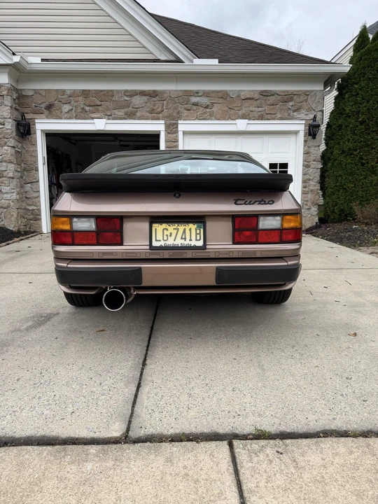 1987 Porsche 944 Turbo - Image 9 of 31