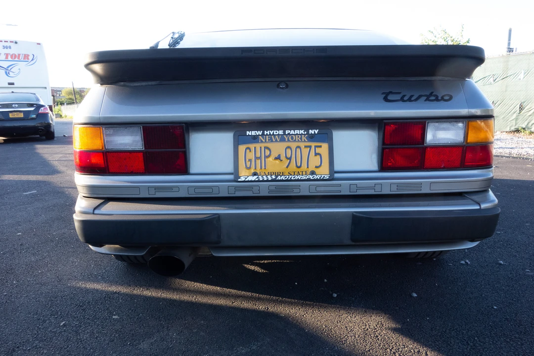 1987 Porsche 944 Turbo - Image 10 of 31
