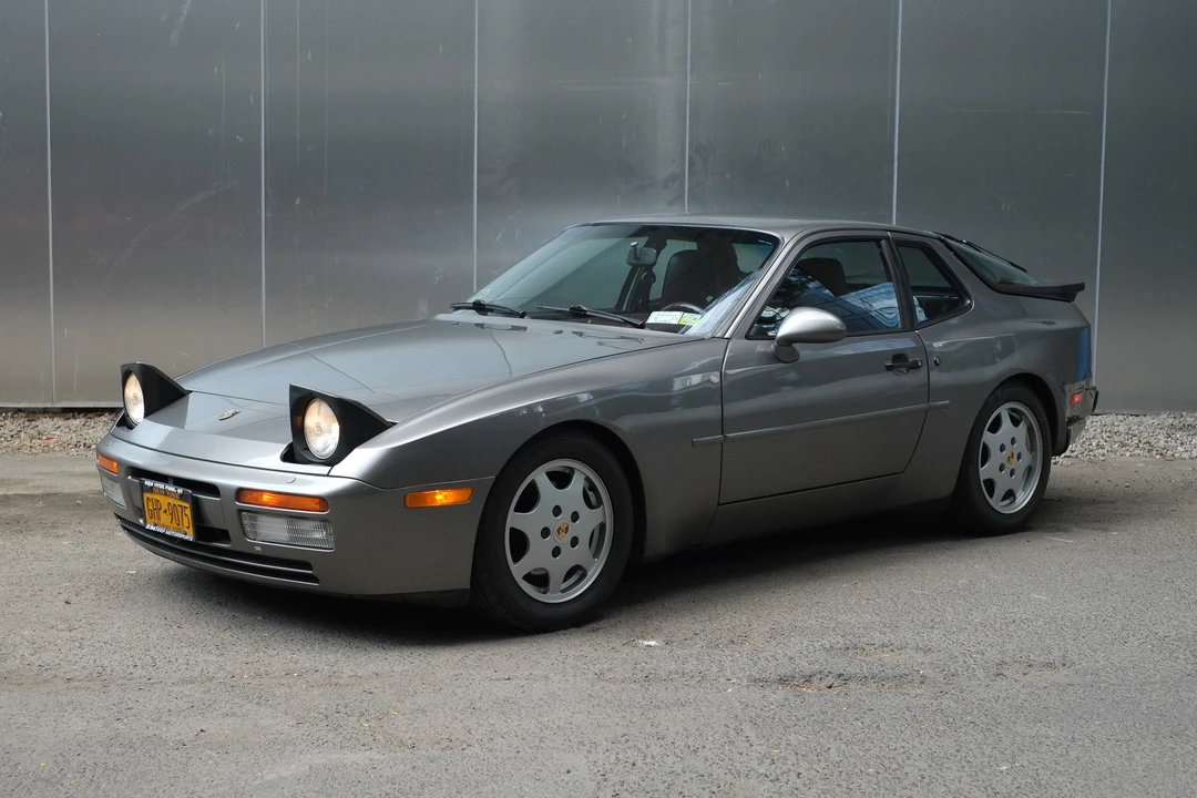 1987 Porsche 944 Turbo - Image 2 of 31