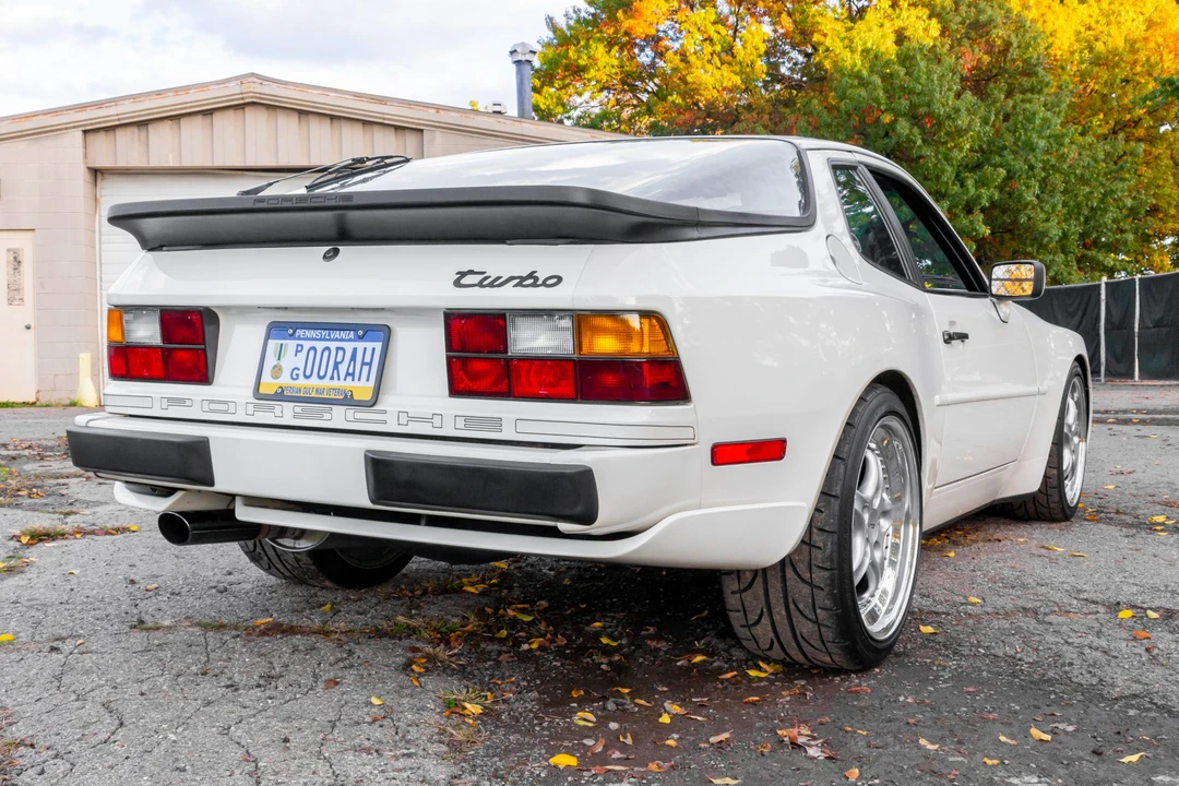 1987 Porsche 944 Turbo - Image 8 of 31