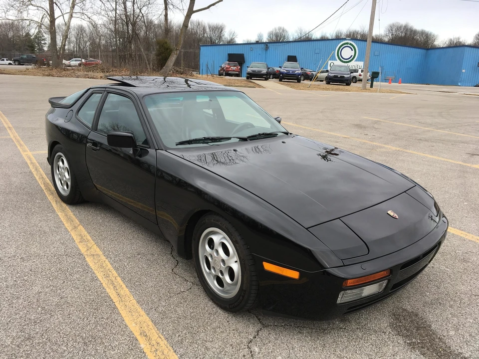 1987 Porsche 944 Turbo - Image 11 of 31