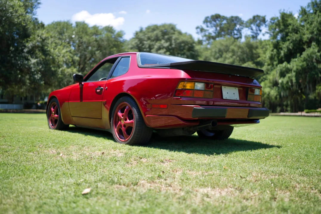 1987 Porsche 944 Turbo - Image 27 of 31