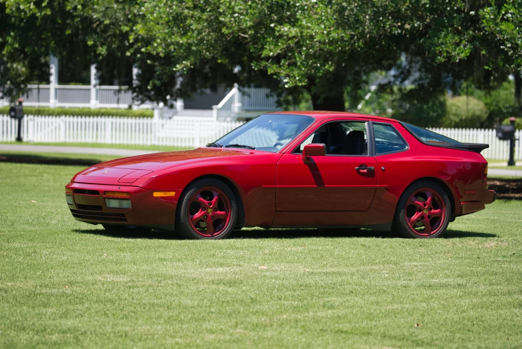 1987 Porsche 944 Turbo - Image 16 of 31