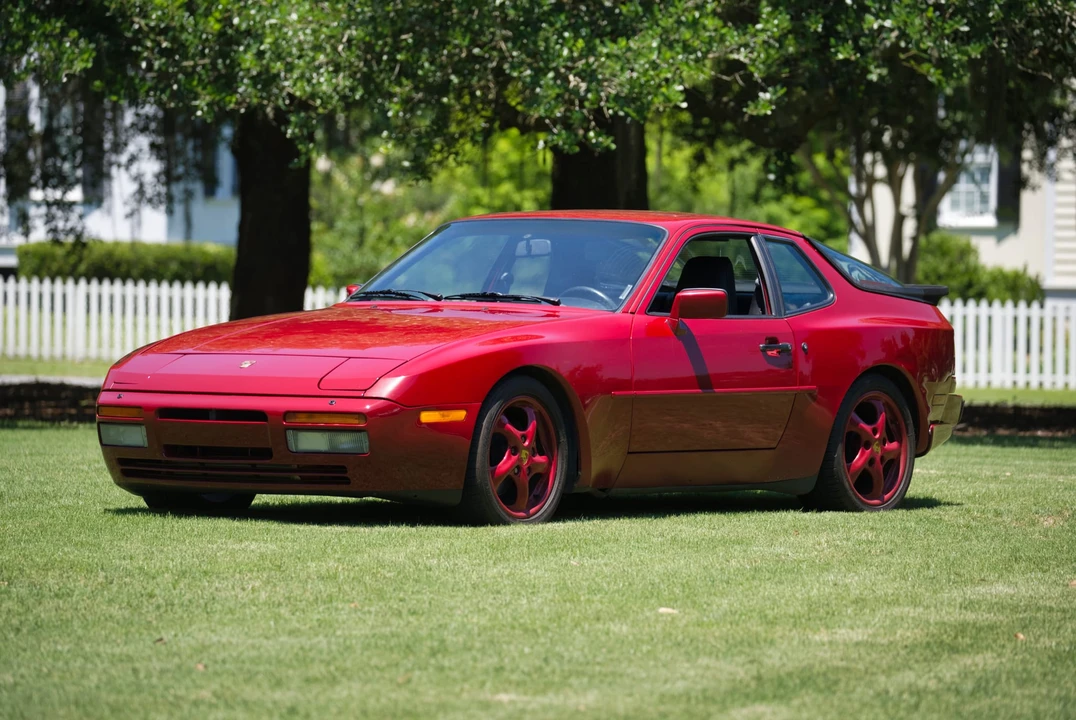 1987 Porsche 944 Turbo - Image 13 of 31