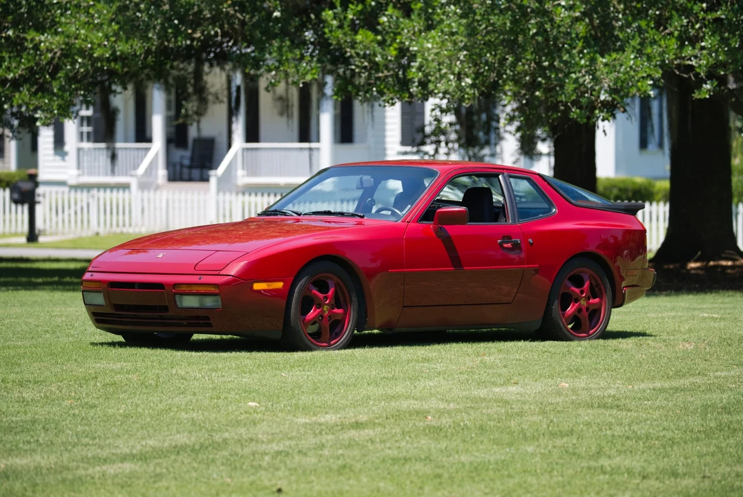 1987 Porsche 944 Turbo - Image 14 of 31