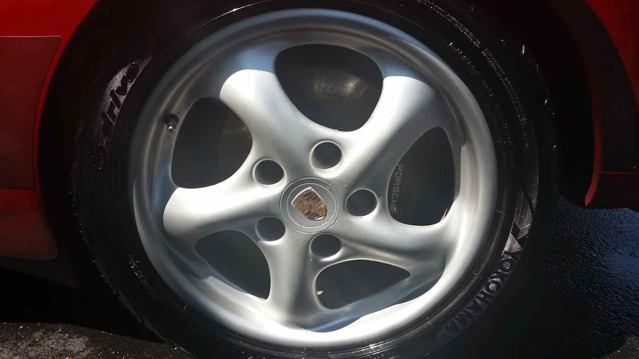 1987 Porsche 944 Turbo - Image 21 of 31