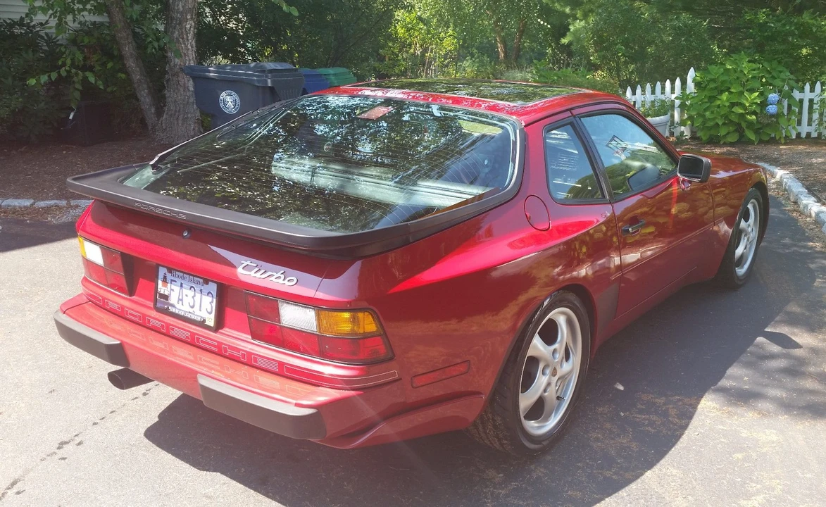1987 Porsche 944 Turbo - Image 8 of 31
