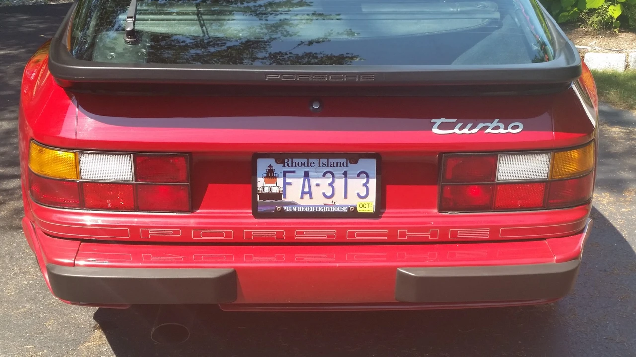 1987 Porsche 944 Turbo - Image 14 of 31
