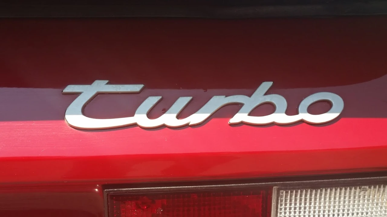 1987 Porsche 944 Turbo - Image 13 of 31