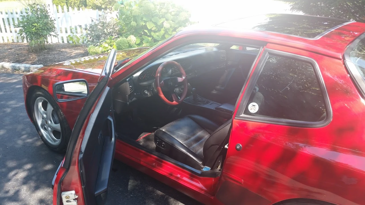 1987 Porsche 944 Turbo - Image 25 of 31