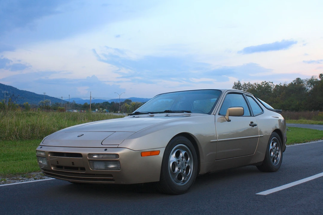 1987 Porsche 944 Turbo - Image 7 of 31