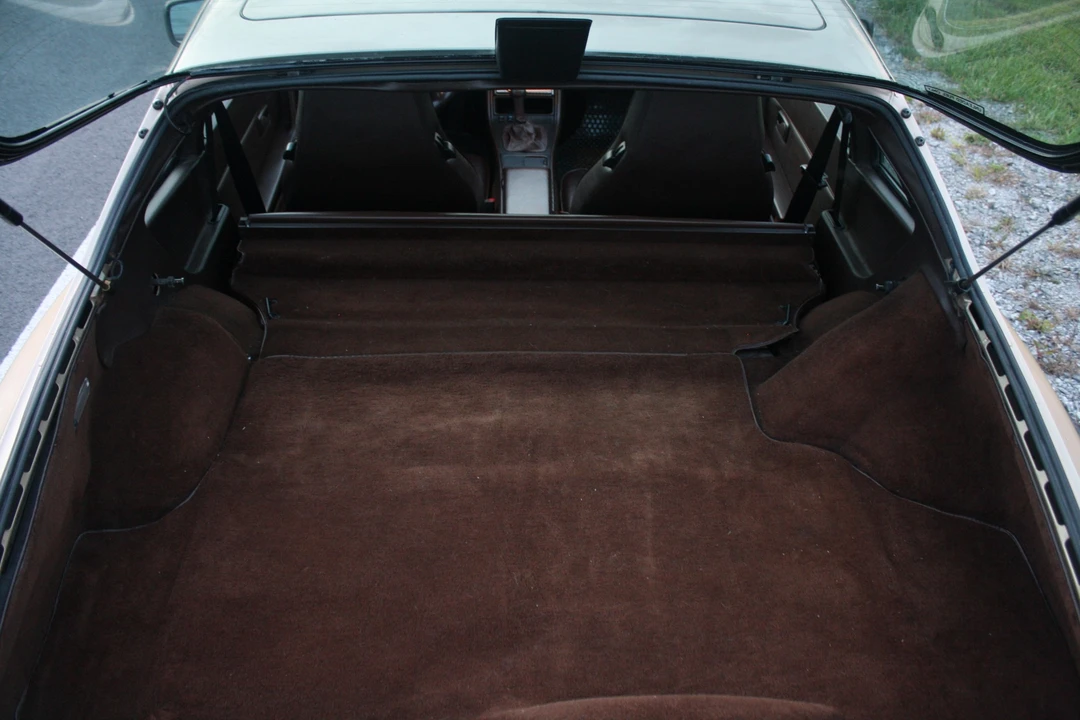 1987 Porsche 944 Turbo - Image 19 of 31