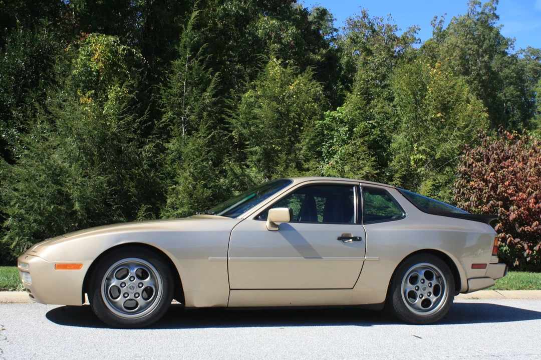 1987 Porsche 944 Turbo - Image 9 of 31