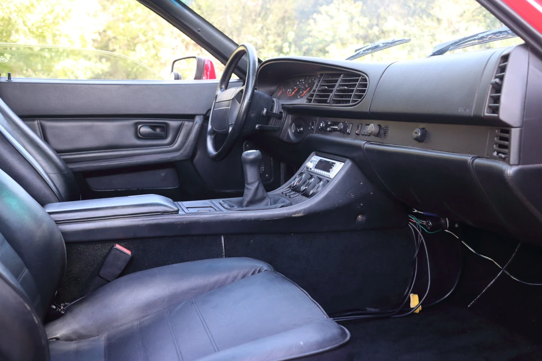 1987 Porsche 944 Turbo - Image 26 of 31