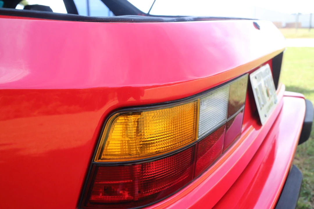 1987 Porsche 944 Turbo - Image 7 of 31