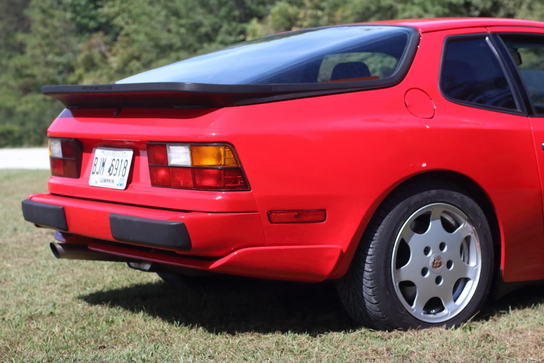 1987 Porsche 944 Turbo - Image 13 of 31