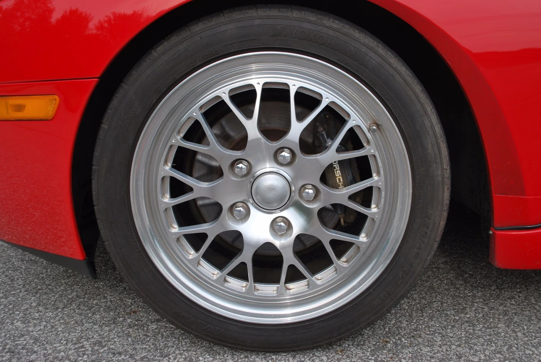 1987 Porsche 944 Turbo - Image 25 of 31